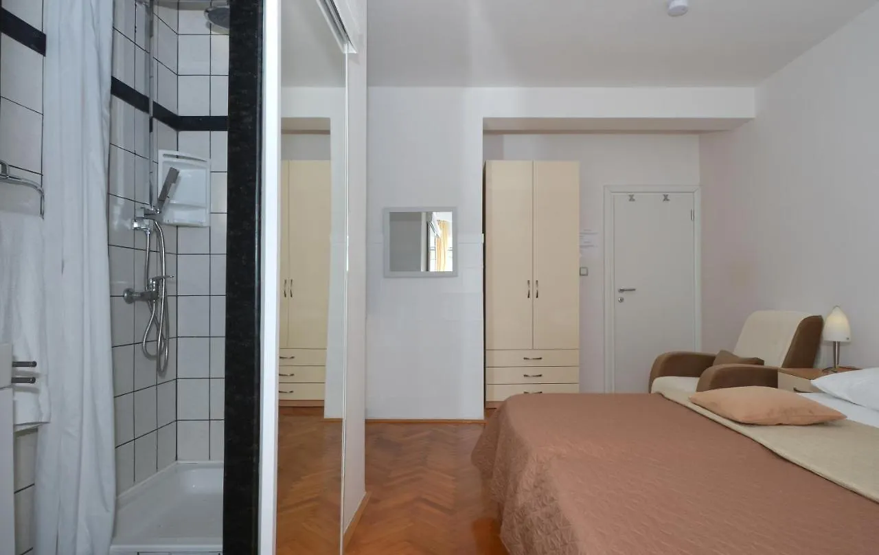 Villa Klaudia Trogir Apartment