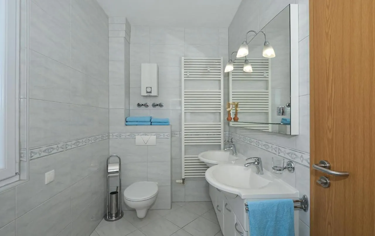 Villa Klaudia Trogir Apartment