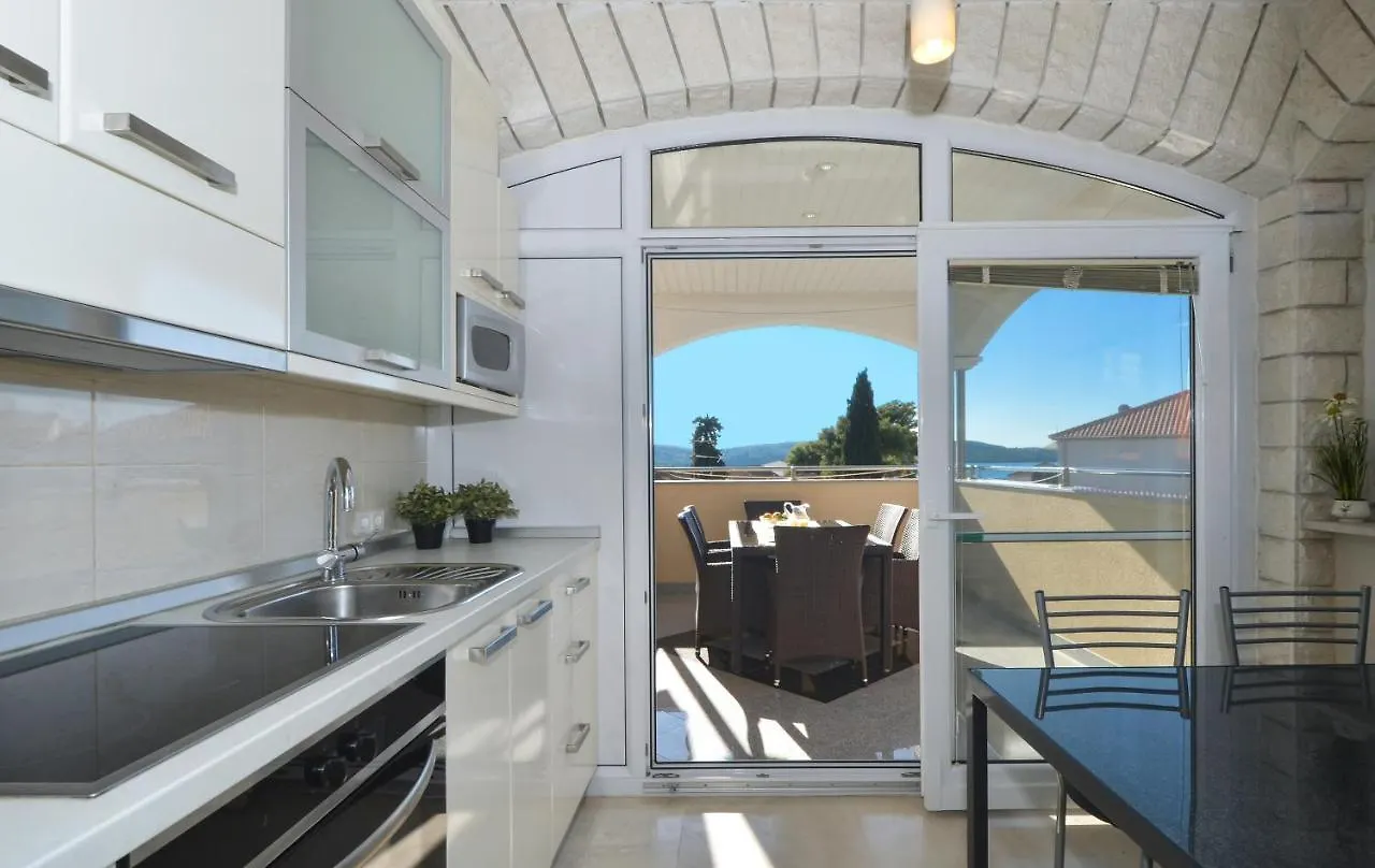 Villa Klaudia Trogir 0*,