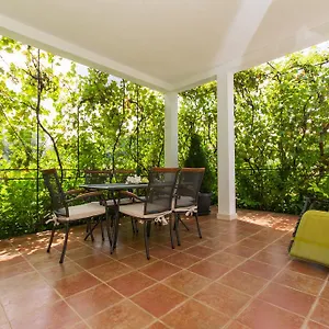 Lorenzo Apartment Trogir
